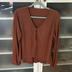 Brown V-Neck Ribbed Women's Cardi with clasp closure NWT - XL